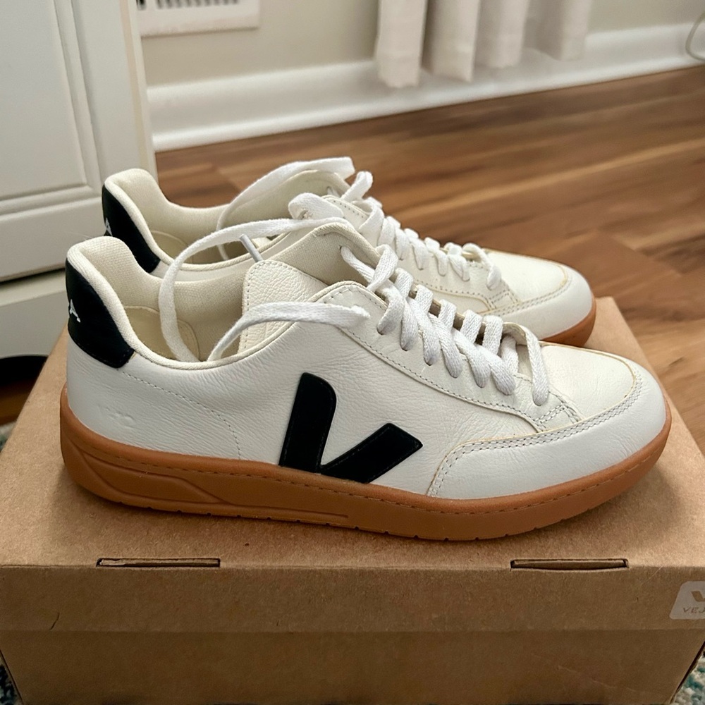 Veja White and Black Sneakers - Picture 2 of 11
